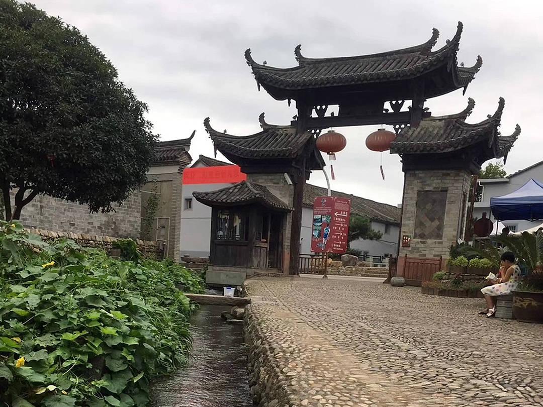 杨成武率兵团征战绥远,跨区调李井泉为政委,他是胜败的关键?